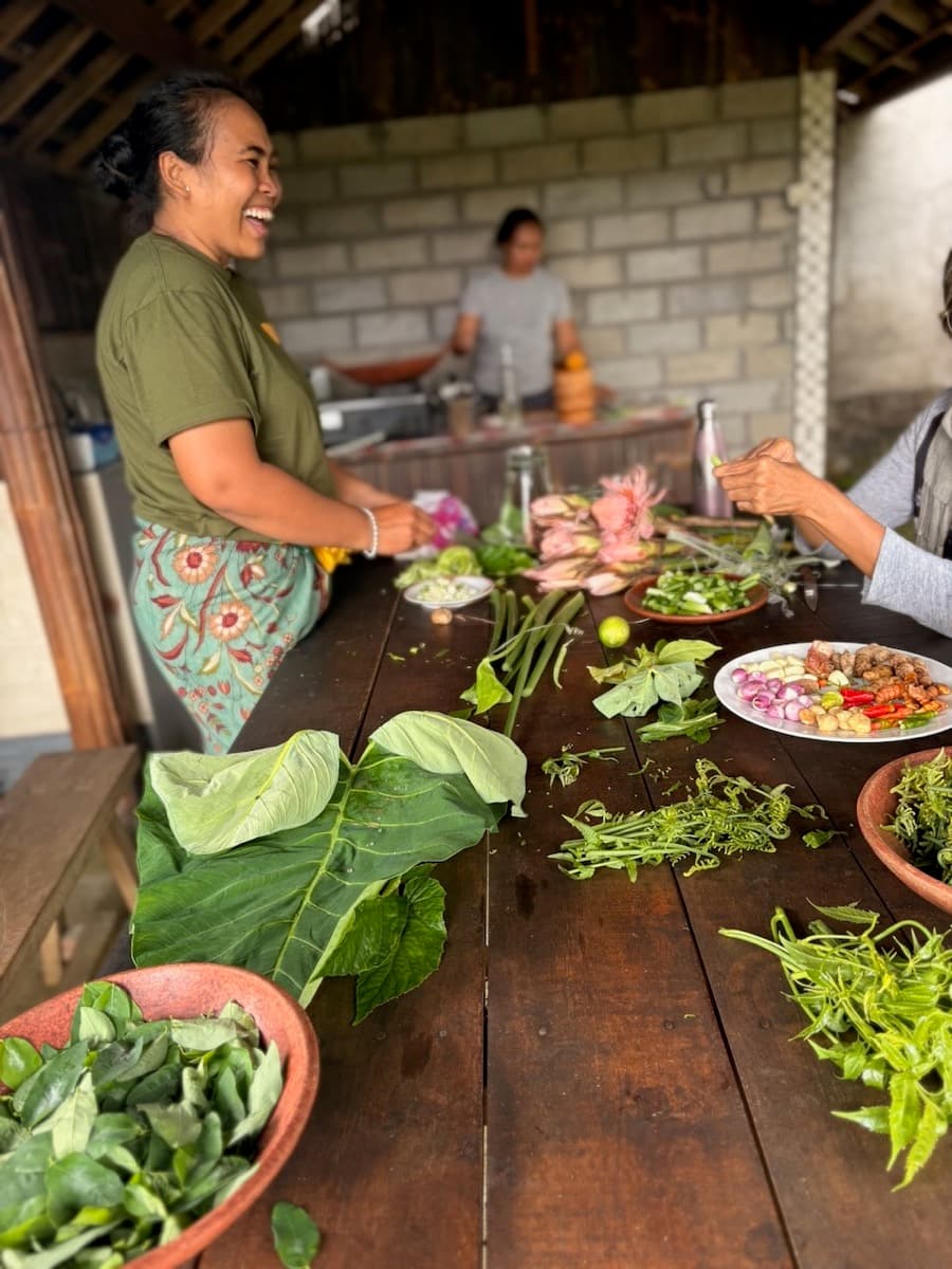 Made, Forage Bali teacher